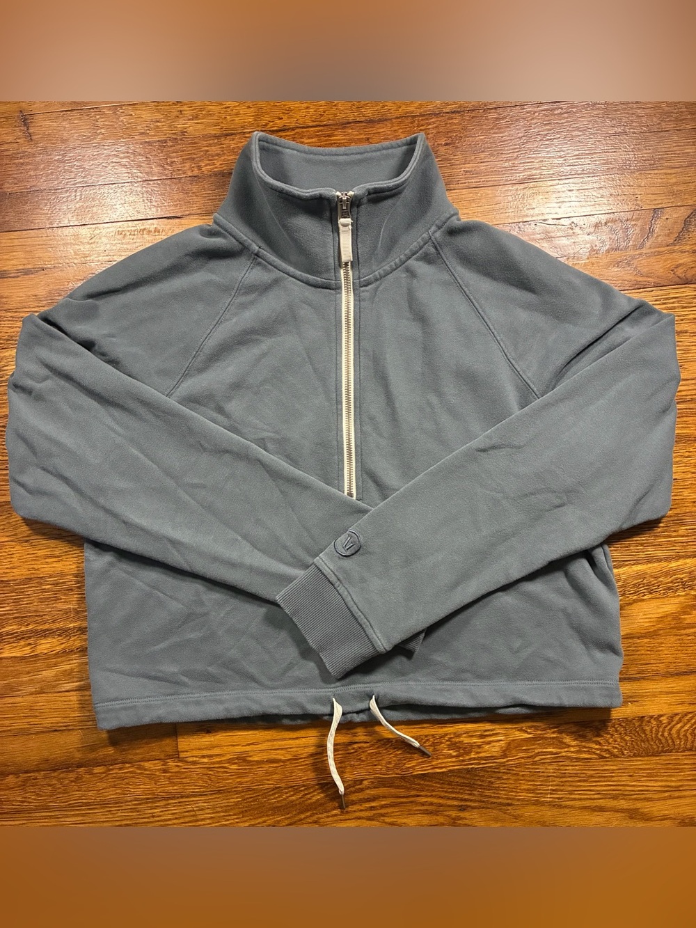 Vuori Women’s “Sedona” Half-Zip Sweatshirt in Gray-Blue, Size M
